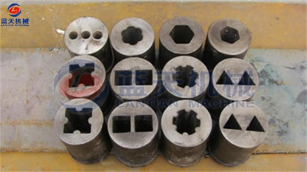 Moulds of charcoal briquette extruder